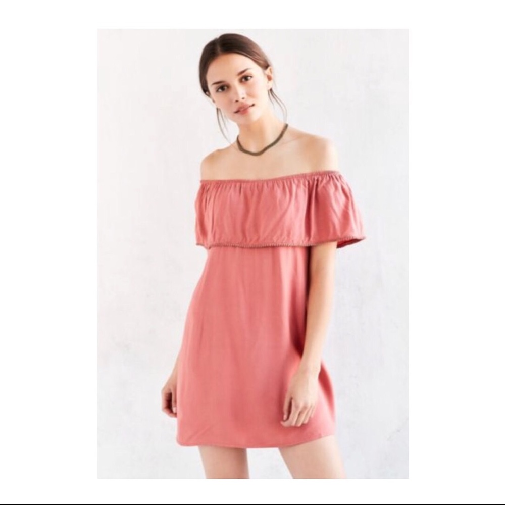 motel ruffle off the shoulder mini dress in blush